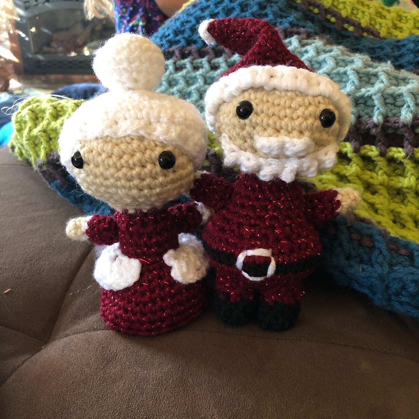 Mr. and Mrs. Claus (Christmas)- Crochet Decor